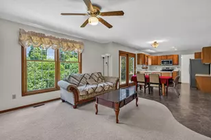 1410 Boyne Ct, Normal, IL 61761 - Photo 5