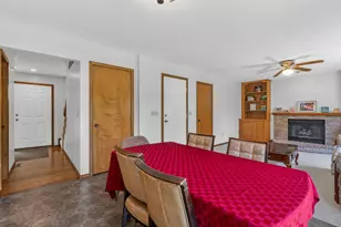 1410 Boyne Ct, Normal, IL 61761 - Photo 11