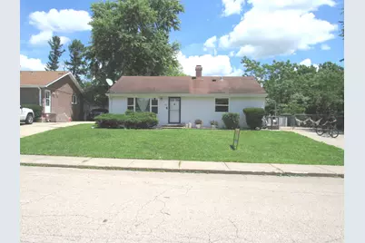 421 Hoover Drive, Carpentersville, IL 60110 - Photo 1