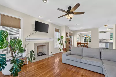 205 Station Park Circle, Grayslake, IL 60030 - Photo 11