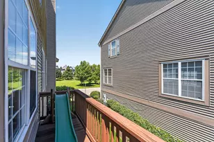 205 Station Park Cir, Grayslake, IL 60030 - Photo 29