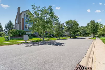 205 Station Park Circle, Grayslake, IL 60030 - Photo 39