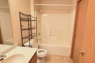4442 Countryside Estates Dr, Poplar Grove, IL 61065 - Photo 5