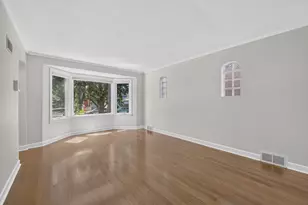 5349 N Neenah Ave, Chicago, IL 60656 - Photo 3