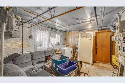 1634 W 68th Street, Chicago, IL 60636 - Photo 5