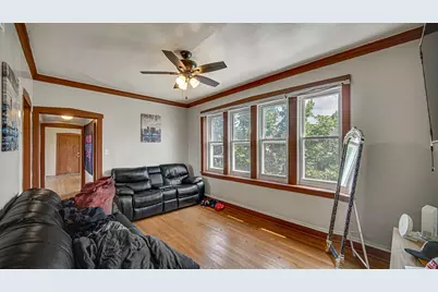 1634 W 68th Street, Chicago, IL 60636 - Photo 3