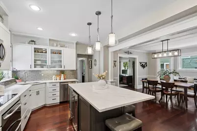307 Elm Court, Libertyville, IL 60048 - Photo 3