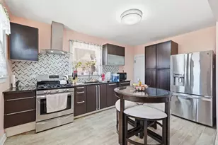 3947 W 65th St, Chicago, IL 60629 - Photo 5