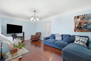 3947 W 65th St, Chicago, IL 60629 - Photo 3