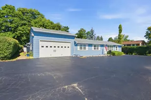 34112 N Barron Blvd, Grayslake, IL 60030 - Photo 5