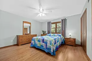 4600 Roslyn Rd, Downers Grove, IL 60515 - Photo 15