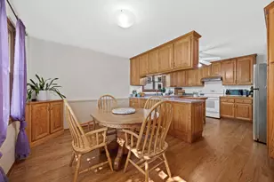 4600 Roslyn Rd, Downers Grove, IL 60515 - Photo 9