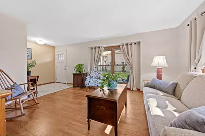 4600 Roslyn Road, Downers Grove, IL 60515 - Photo 5