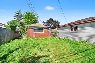 11559 S Kedzie Ave, Merrionette Park, IL 60803 - Photo 17