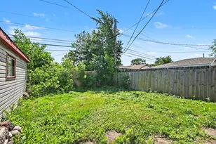 11559 S Kedzie Ave, Merrionette Park, IL 60803 - Photo 21