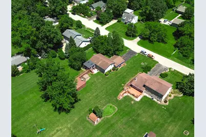 180 S Belmont Avenue, Elgin, IL 60123 - Photo 25