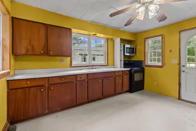 19104 Crowley Road, Harvard, IL 60033 - Photo 17