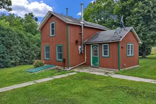 19104 Crowley Rd, Harvard, IL 60033 - Photo 3