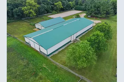 19104 Crowley Road, Harvard, IL 60033 - Photo 5