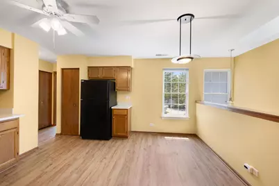 26 Tyler Court #B, Streamwood, IL 60107 - Photo 5
