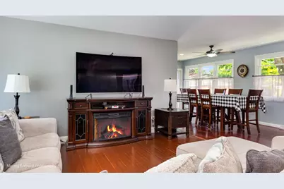 9840 Warren Street, Oak Lawn, IL 60453 - Photo 5