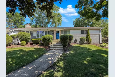 9840 Warren Street, Oak Lawn, IL 60453 - Photo 1