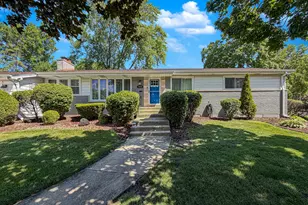 9840 Warren St, Oak Lawn, IL 60453 - Photo 1