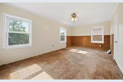 10605 S Normal Avenue, Chicago, IL 60628 - Photo 17