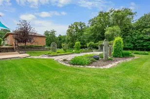 28 Tomahawk Trail, Oswego, IL 60543 - Photo 47