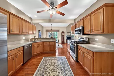 710 Juniper Lane, Lake in the Hills, IL 60156 - Photo 7