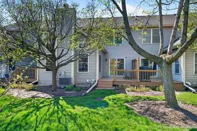 710 Juniper Lane, Lake in the Hills, IL 60156 - Photo 27