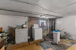 9043 S Carpenter St, Chicago, IL 60620 - Photo 25