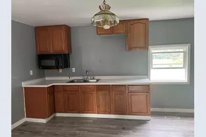 725 Madison Avenue, Kewanee, IL 61443 - Photo 9