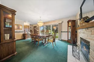 8231 W Berwyn Ave, Chicago, IL 60656 - Photo 5