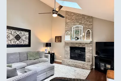 1102 Ravinia Court, Shorewood, IL 60404 - Photo 9
