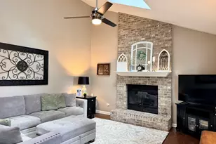1102 Ravinia Ct, Shorewood, IL 60404 - Photo 9