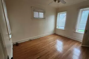 9202 S Loomis St, Chicago, IL 60620 - Photo 3