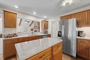 606 Skyline Dr, Loda, IL 60948 - Photo 9