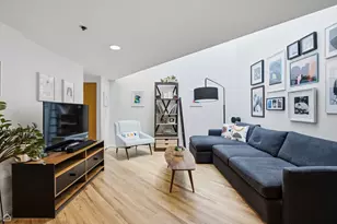 2300 W Wabansia Ave, Chicago, IL 60647 - Photo 5