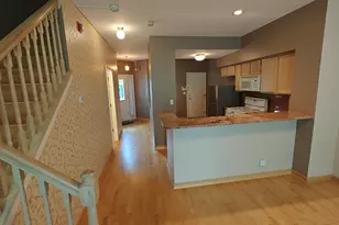 1052 Hinswood Dr, Darien, IL 60561 - Photo 15