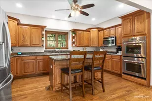37 Park Dr, Yorkville, IL 60560 - Photo 9