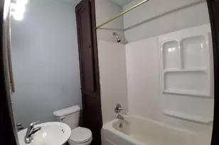 1218 Chandler St, Danville, IL 61832 - Photo 5