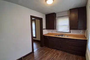 1218 Chandler St, Danville, IL 61832 - Photo 9
