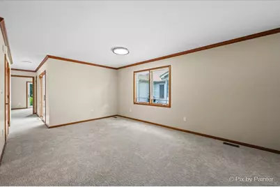 58 Silver Trail, North Aurora, IL 60542 - Photo 7