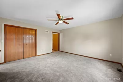 58 Silver Trail, North Aurora, IL 60542 - Photo 15