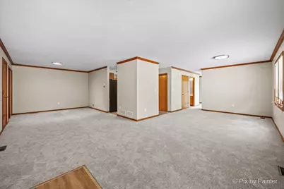 58 Silver Trail, North Aurora, IL 60542 - Photo 5
