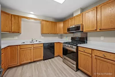 58 Silver Trail, North Aurora, IL 60542 - Photo 9