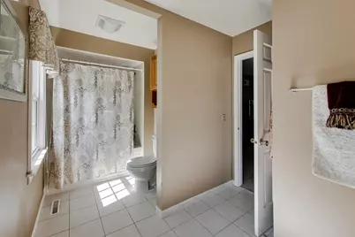916 S Dymond Road, Libertyville, IL 60048 - Photo 17