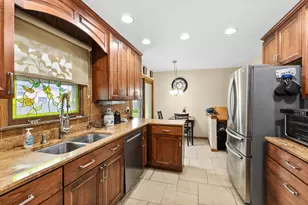 3700 W 120th Pl, Alsip, IL 60803 - Photo 7