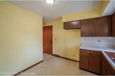 12799 Whipple Road, Sycamore, IL 60178 - Photo 11